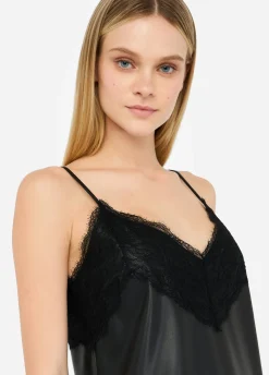 Abito con pizzo