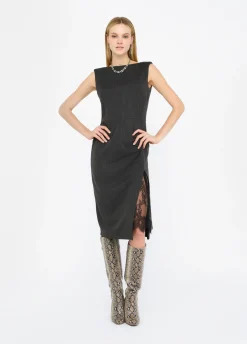 Abito gessato con pizzo