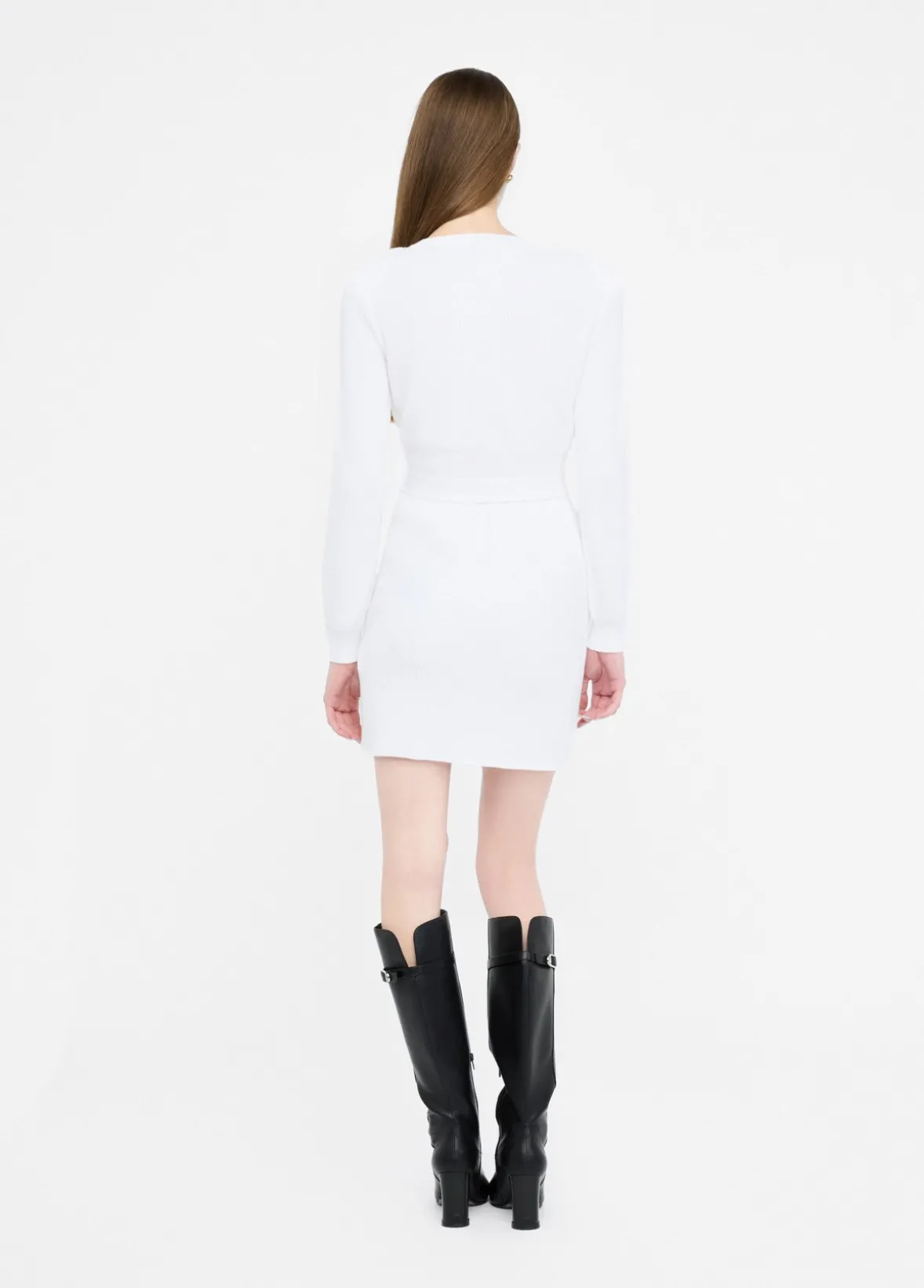 Abito in maglia con spalline imbottite