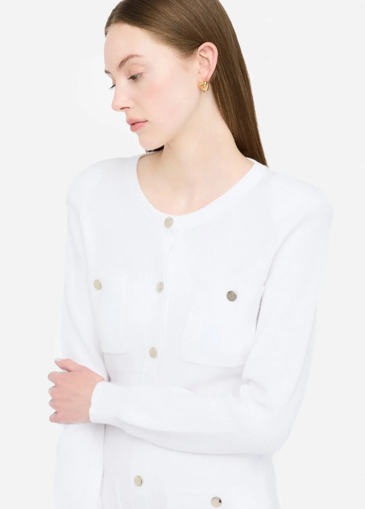 Abito in maglia con spalline imbottite