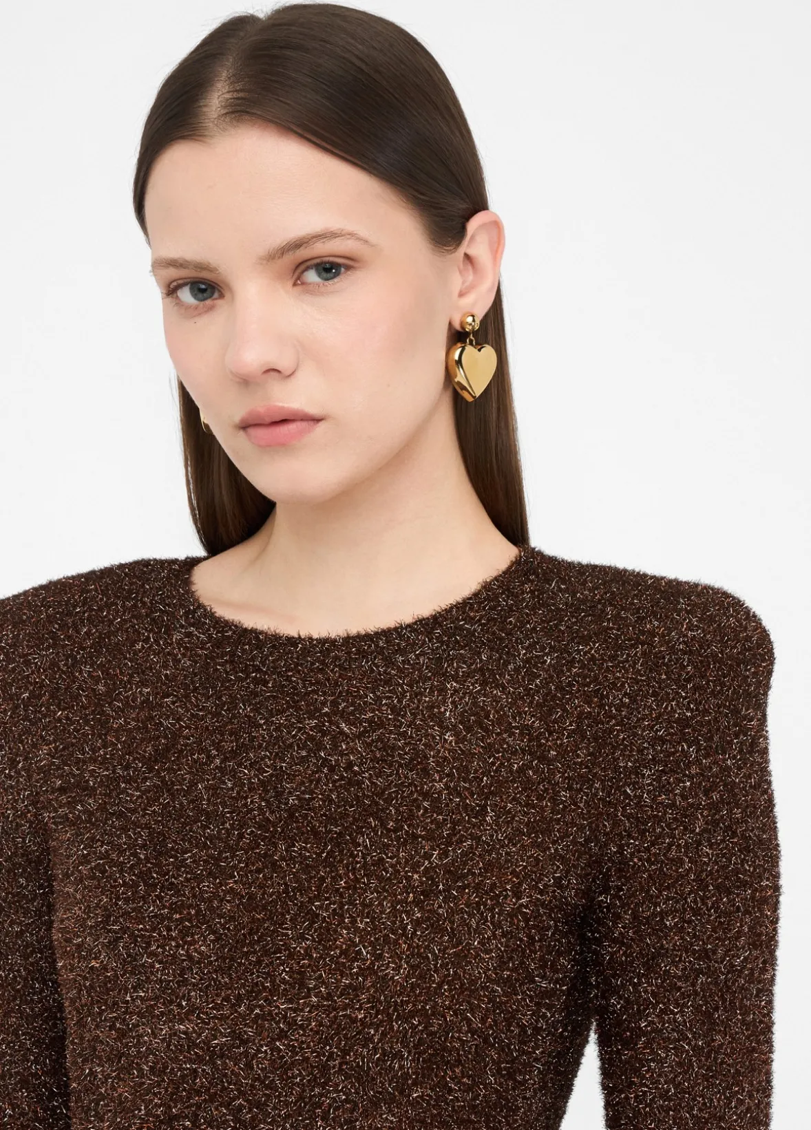Abito in maglia con spalline imbottite