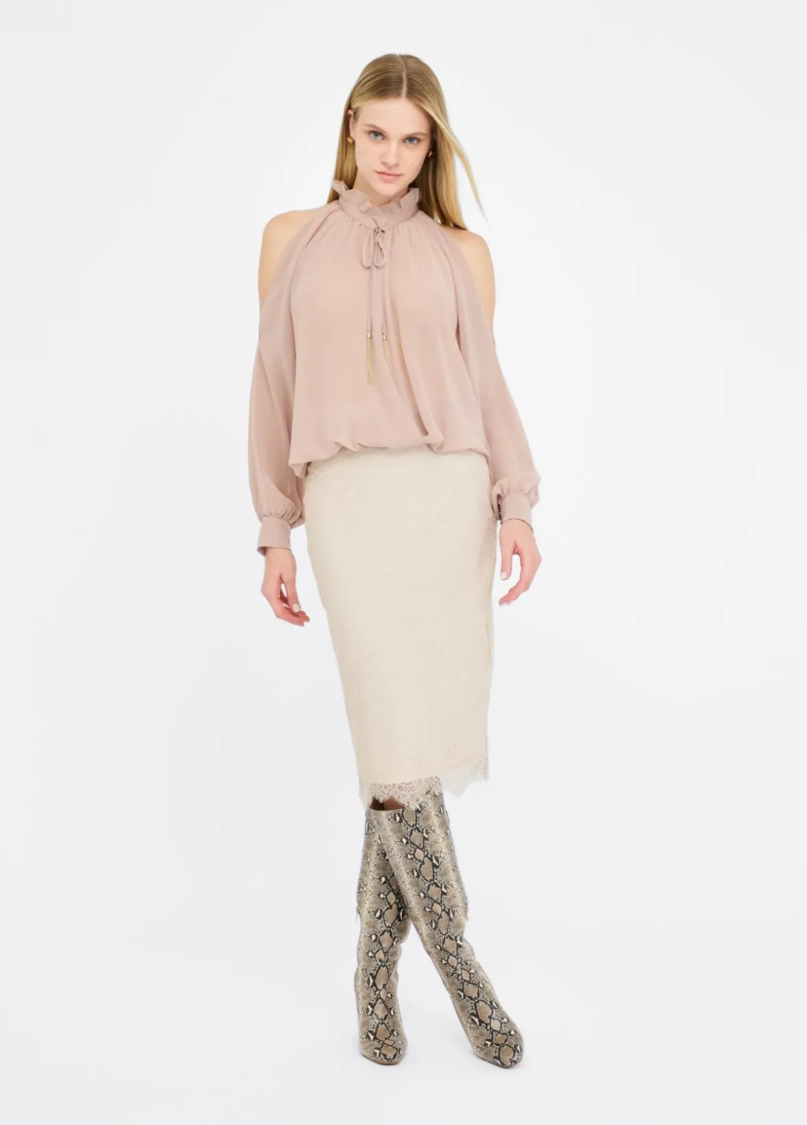Blusa con cut-out
