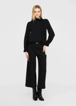 Blusa con sciarpa
