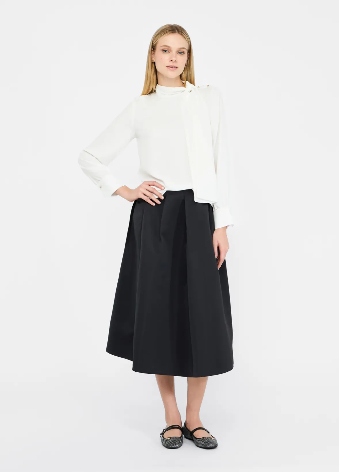 Blusa con sciarpa