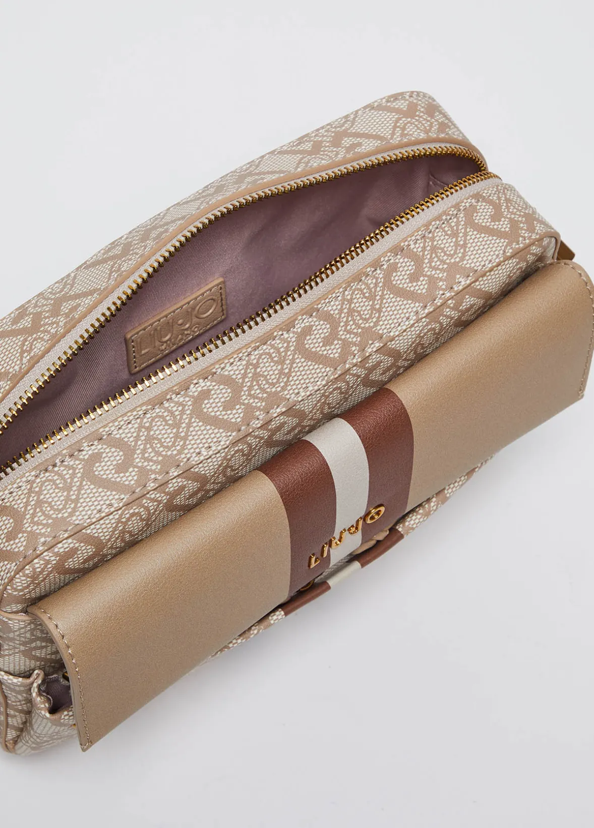 Borsa a tracolla media con charm