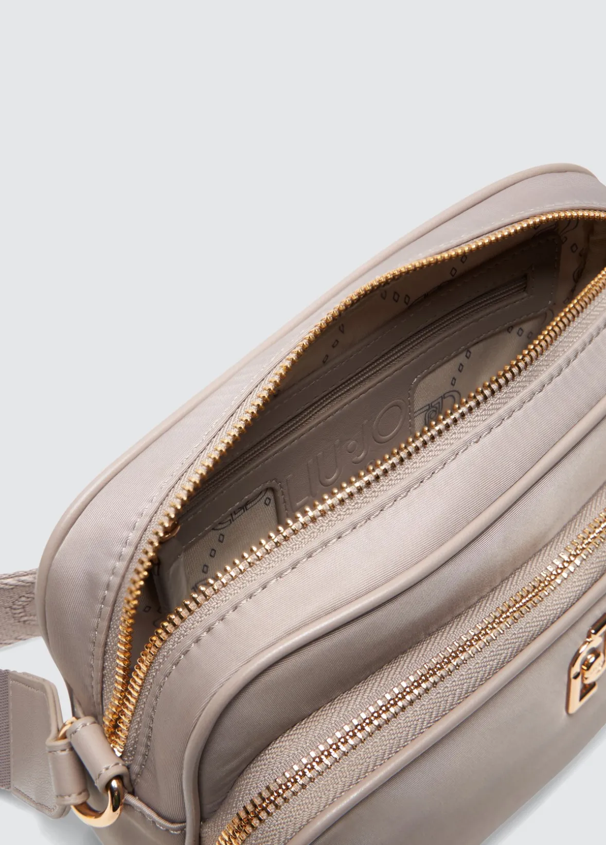 Borsa a tracolla media in nylon