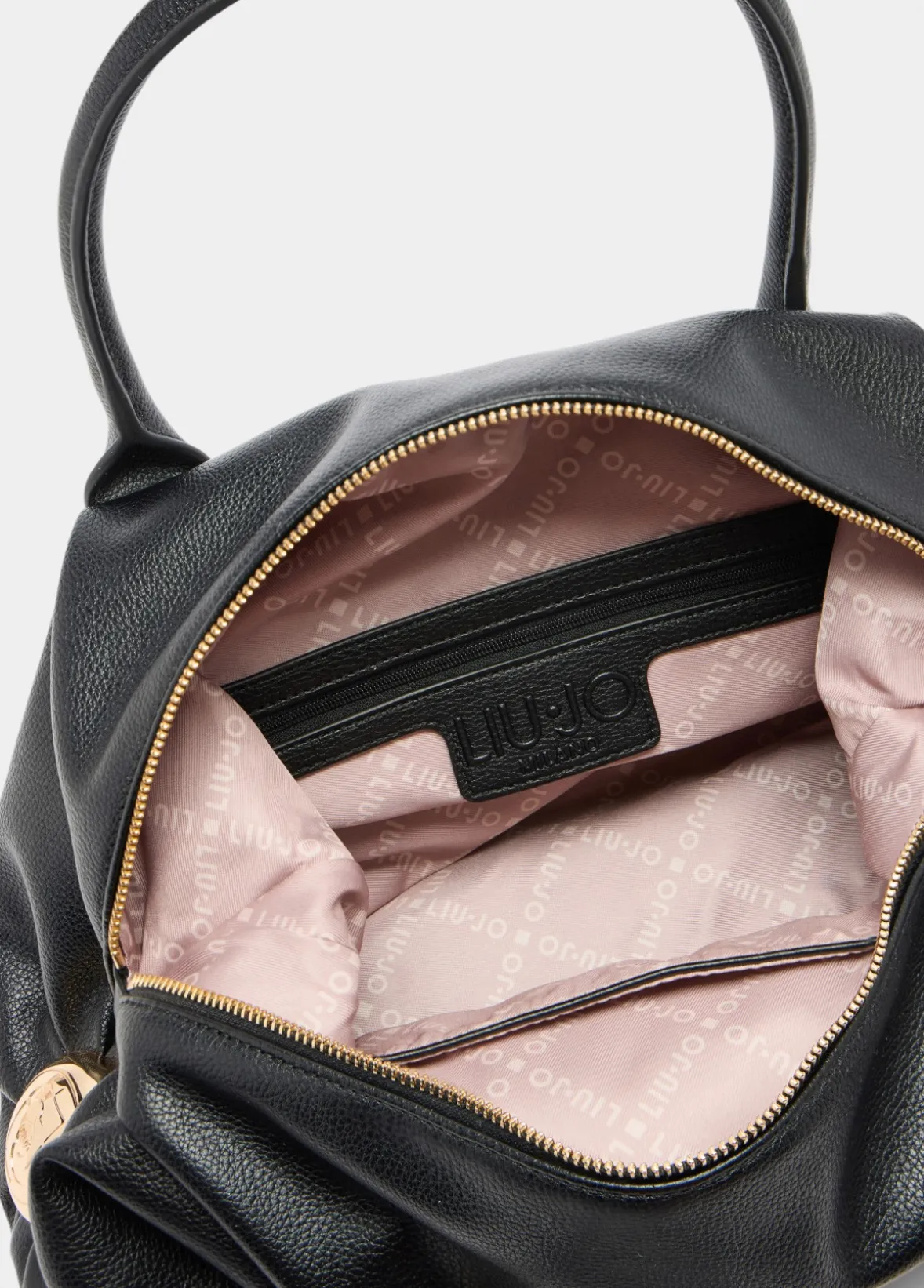 Borsa grande con charm