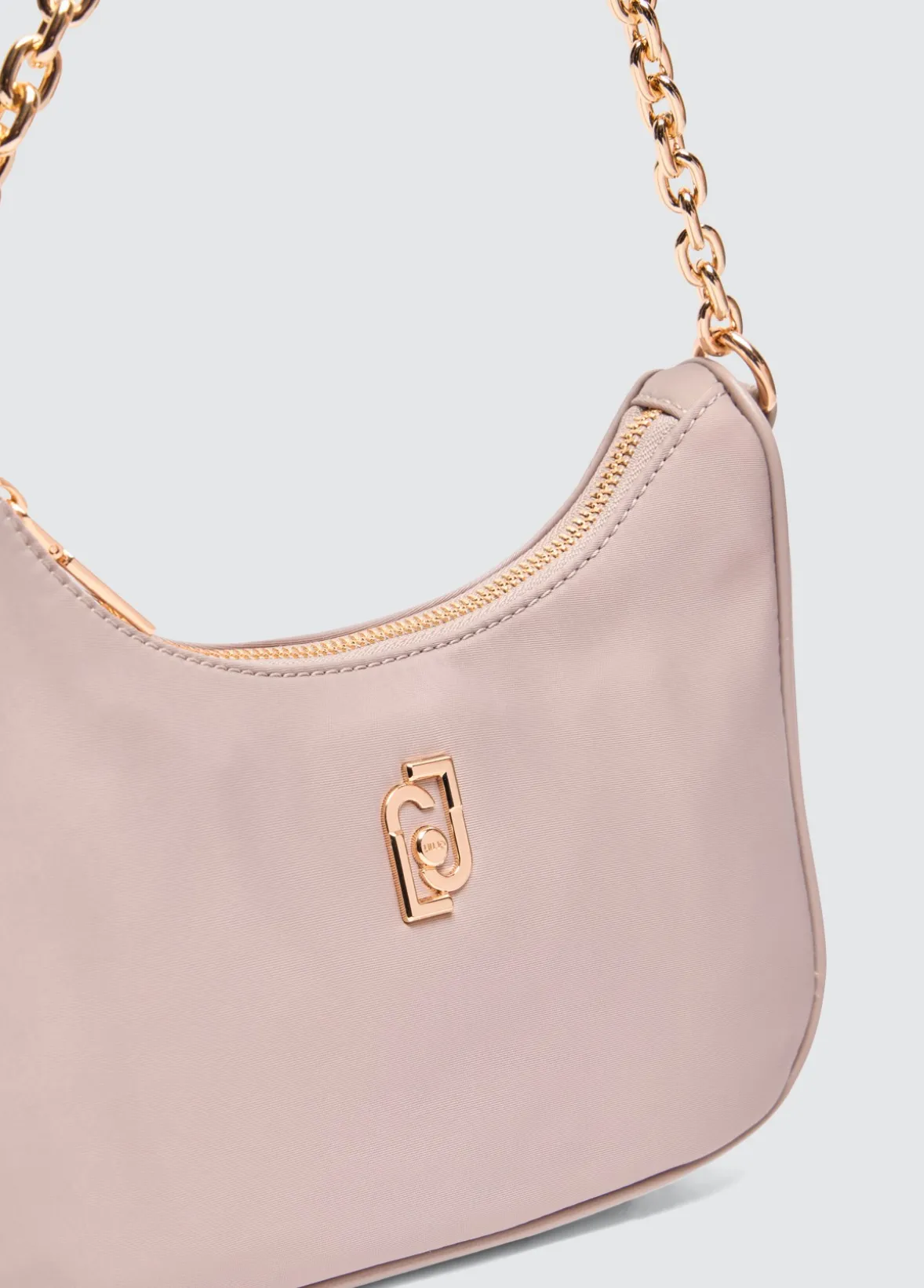Borsa hobo piccola con charm