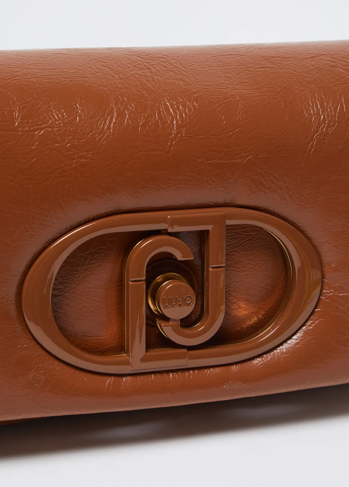 Borsa LaPuffy media