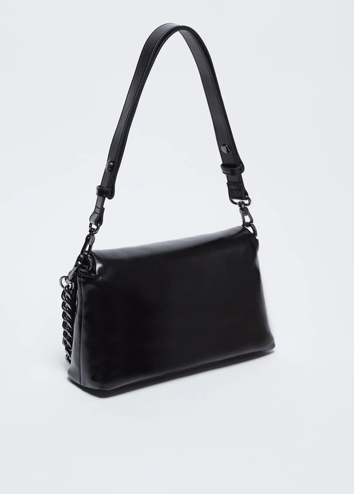 Borsa LaPuffy media