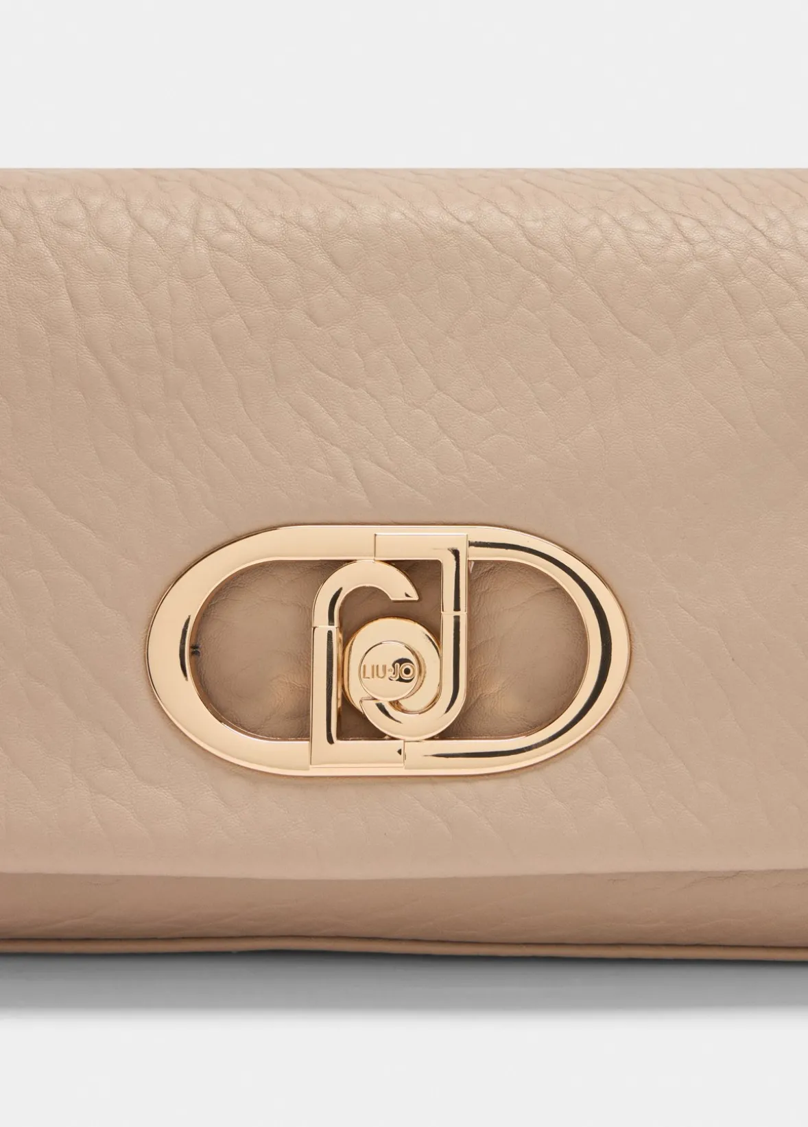 Borsa LaPuffy media