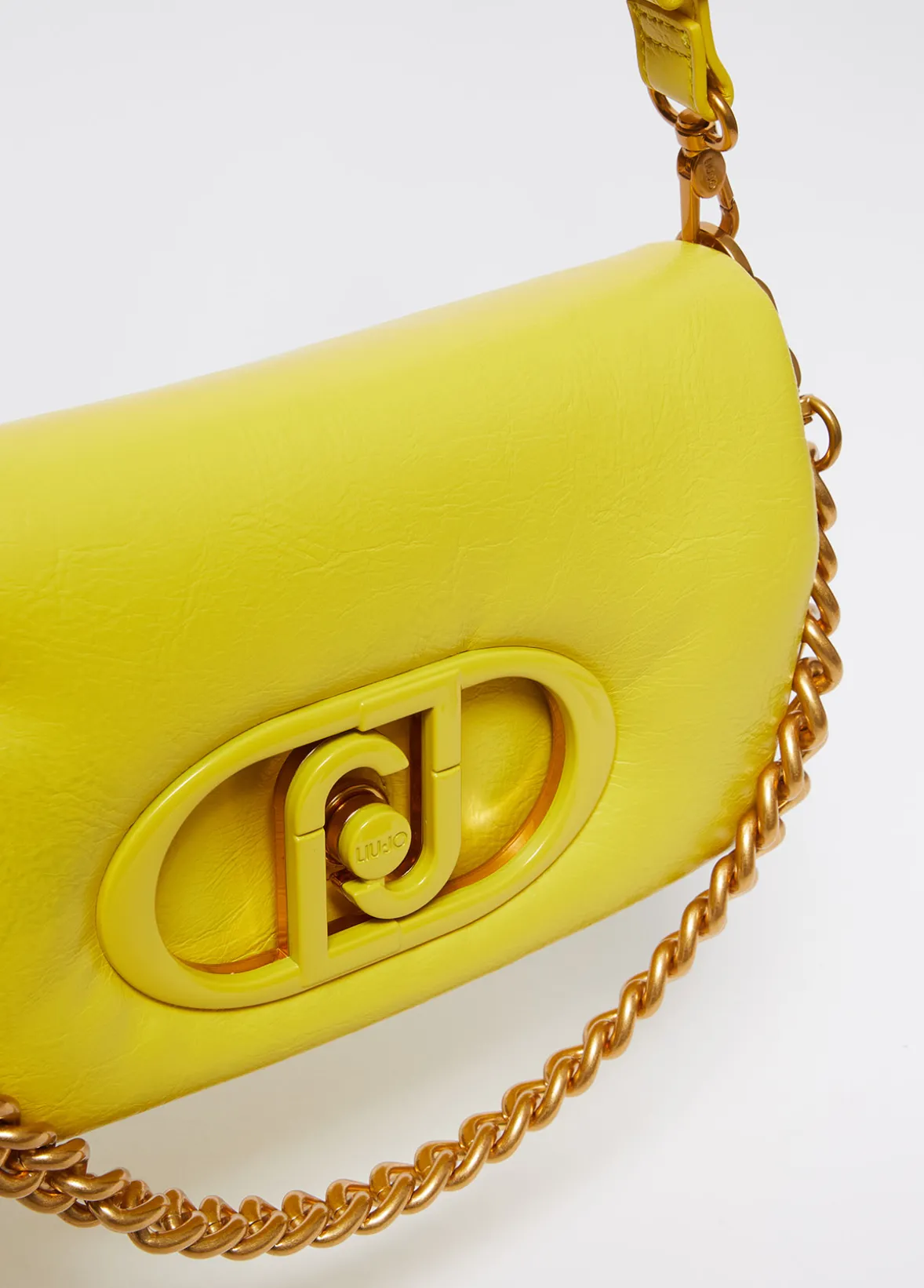 Borsa LaPuffy media