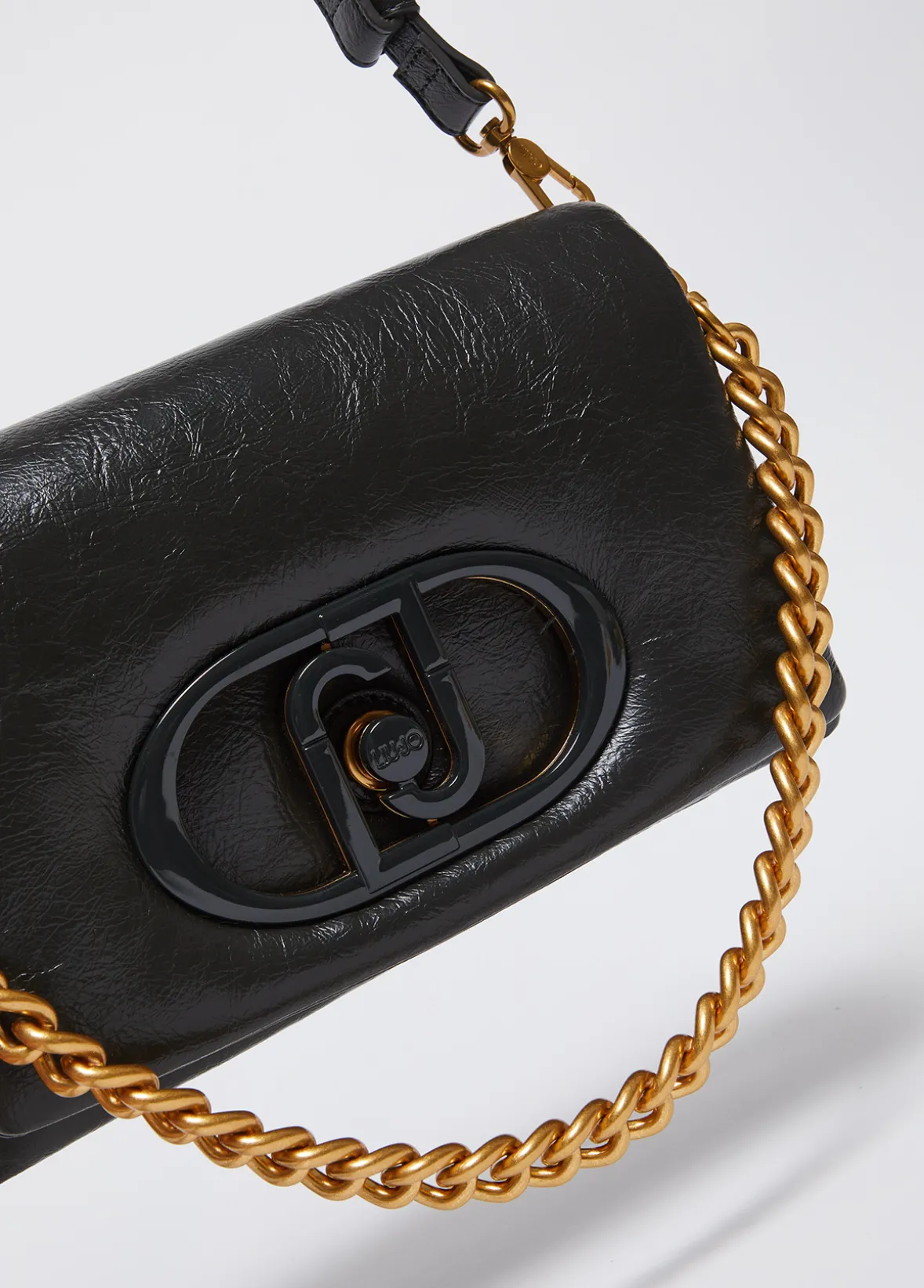 Borsa LaPuffy media