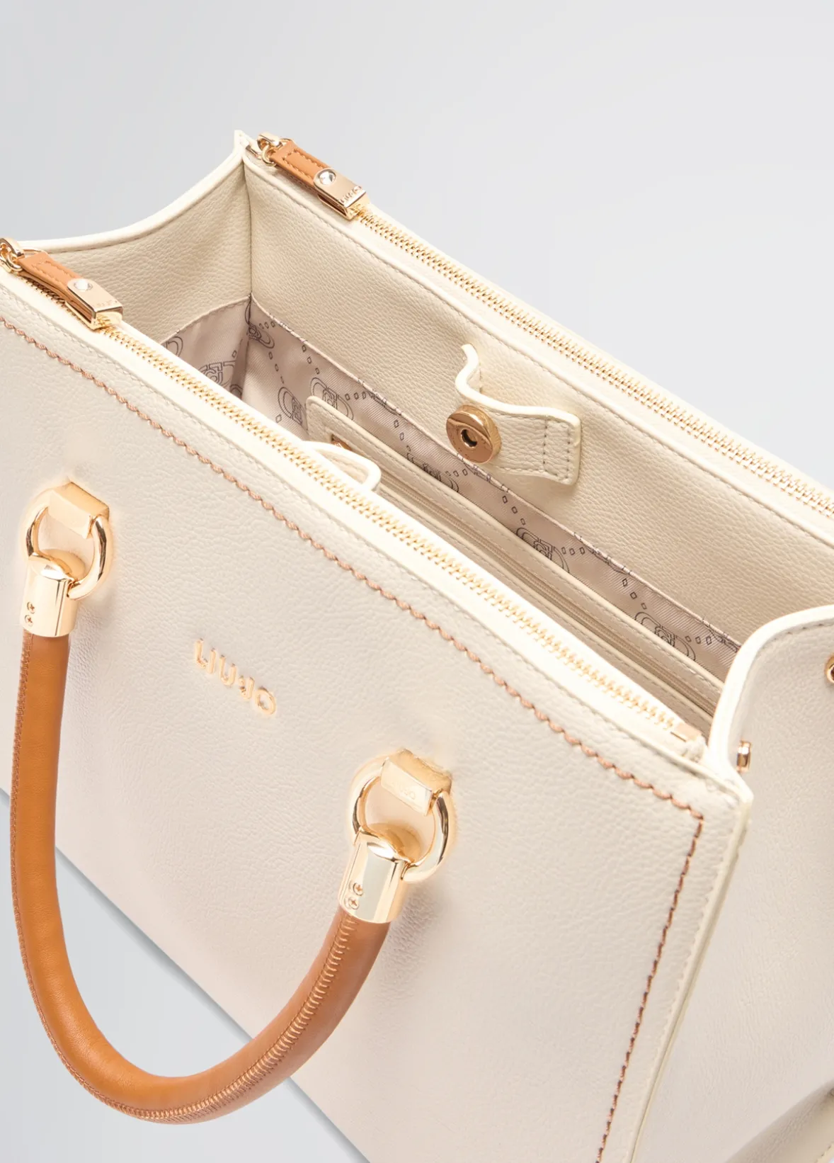 Borsa satchel media