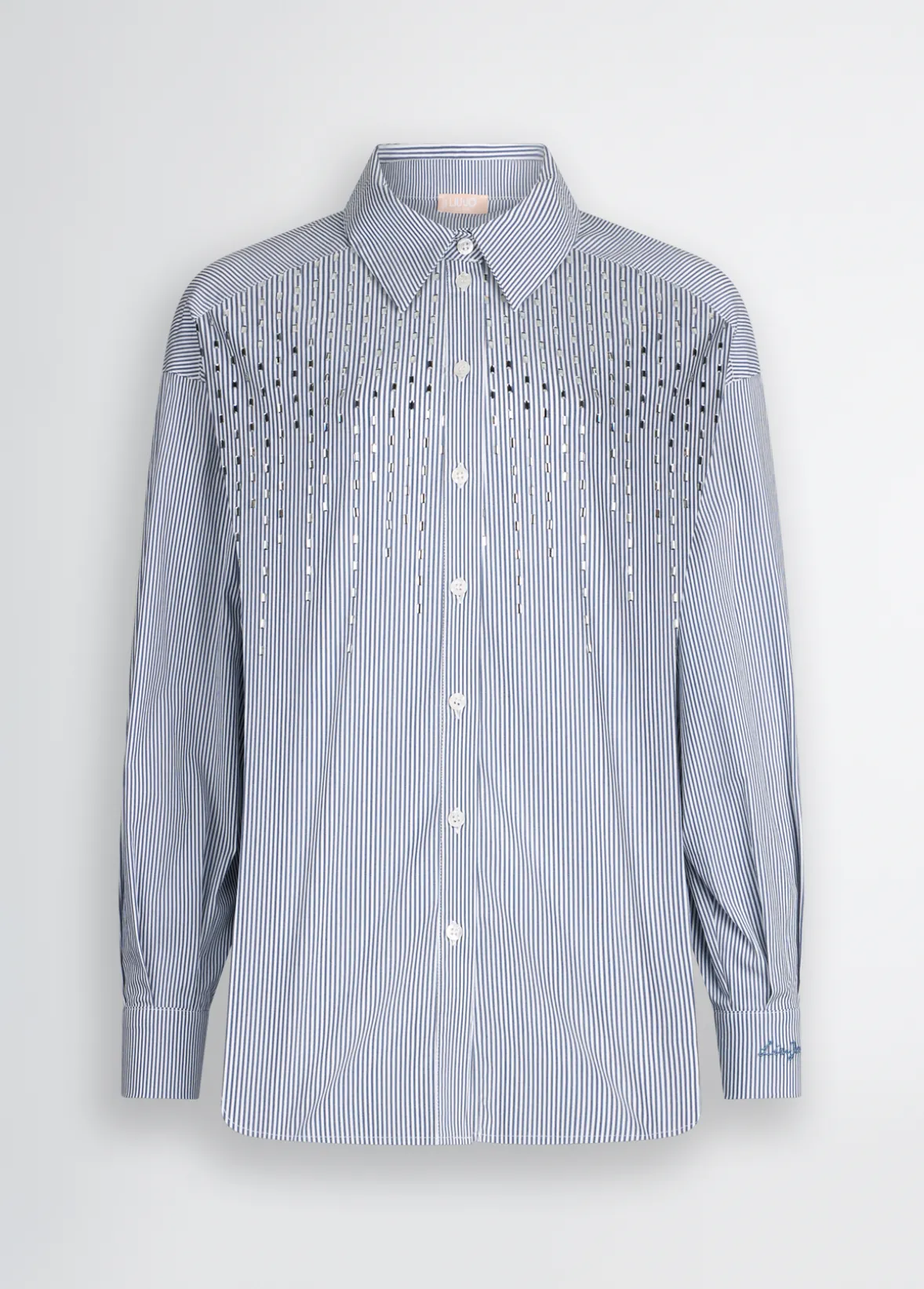 Camicia con applicazioni