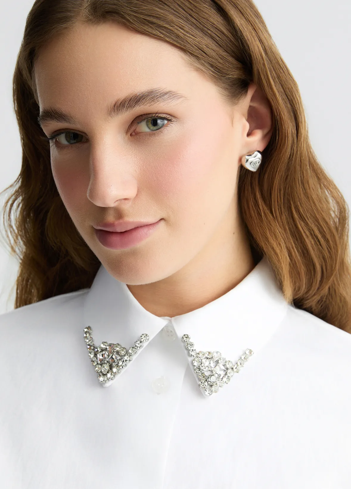 Camicia con ricami gioiello