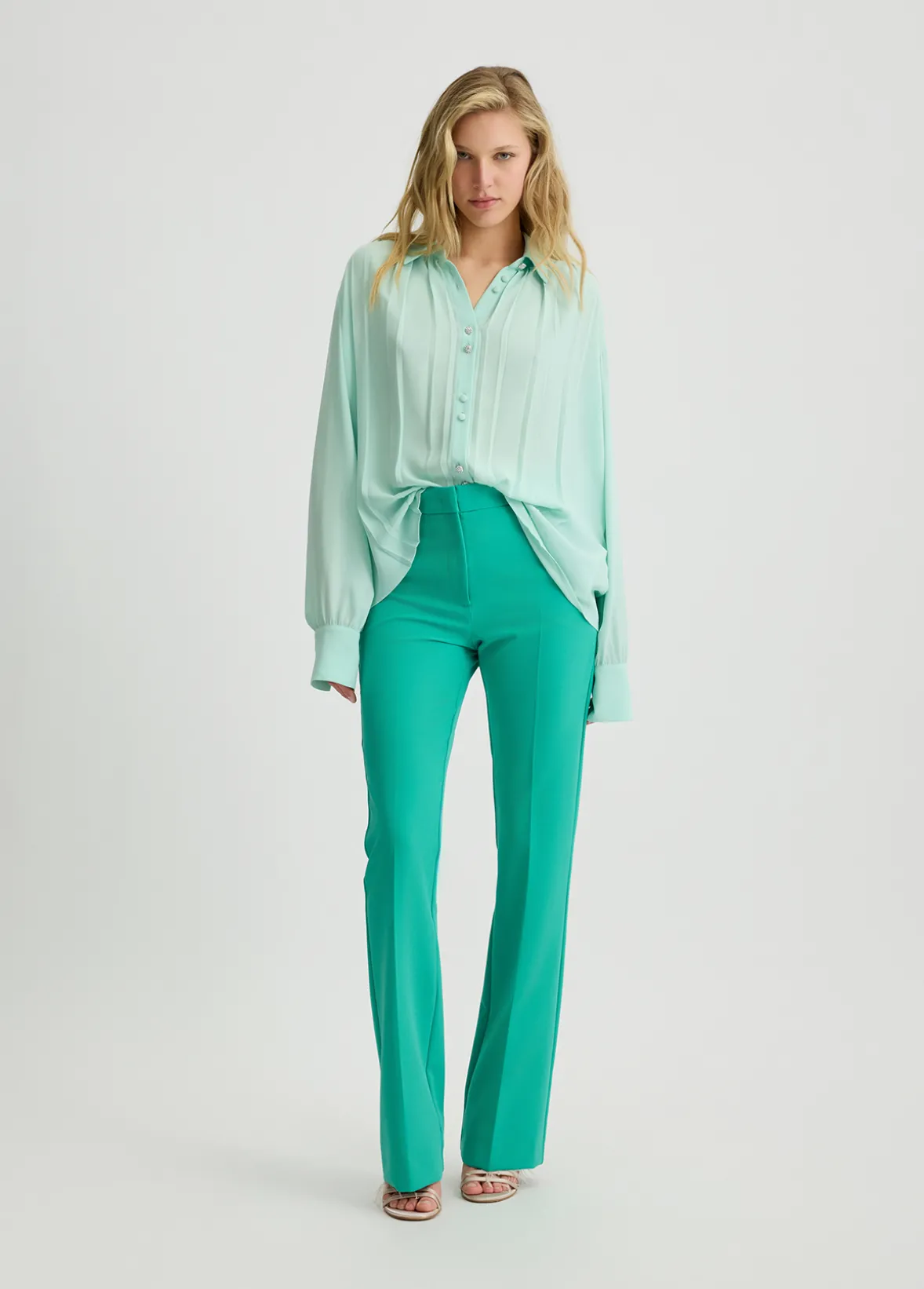 Camicia in georgette con pieghe