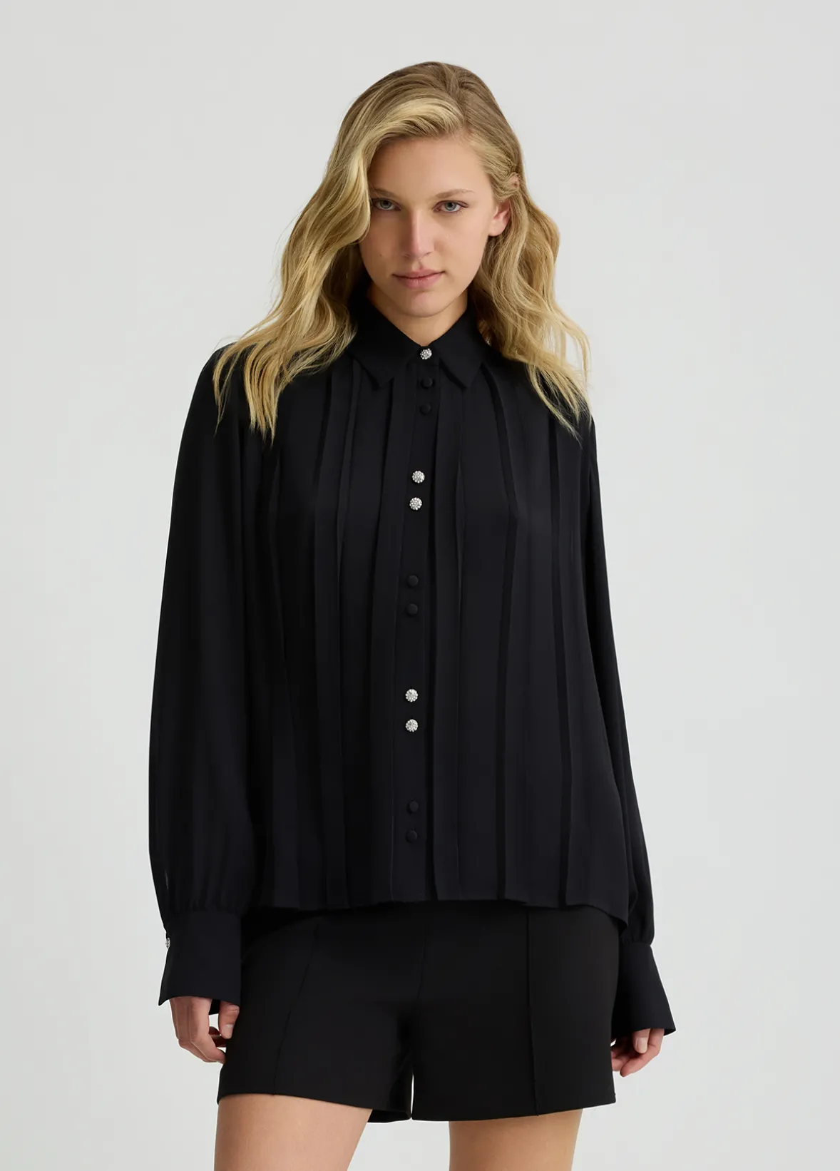 Camicia in georgette con pieghe