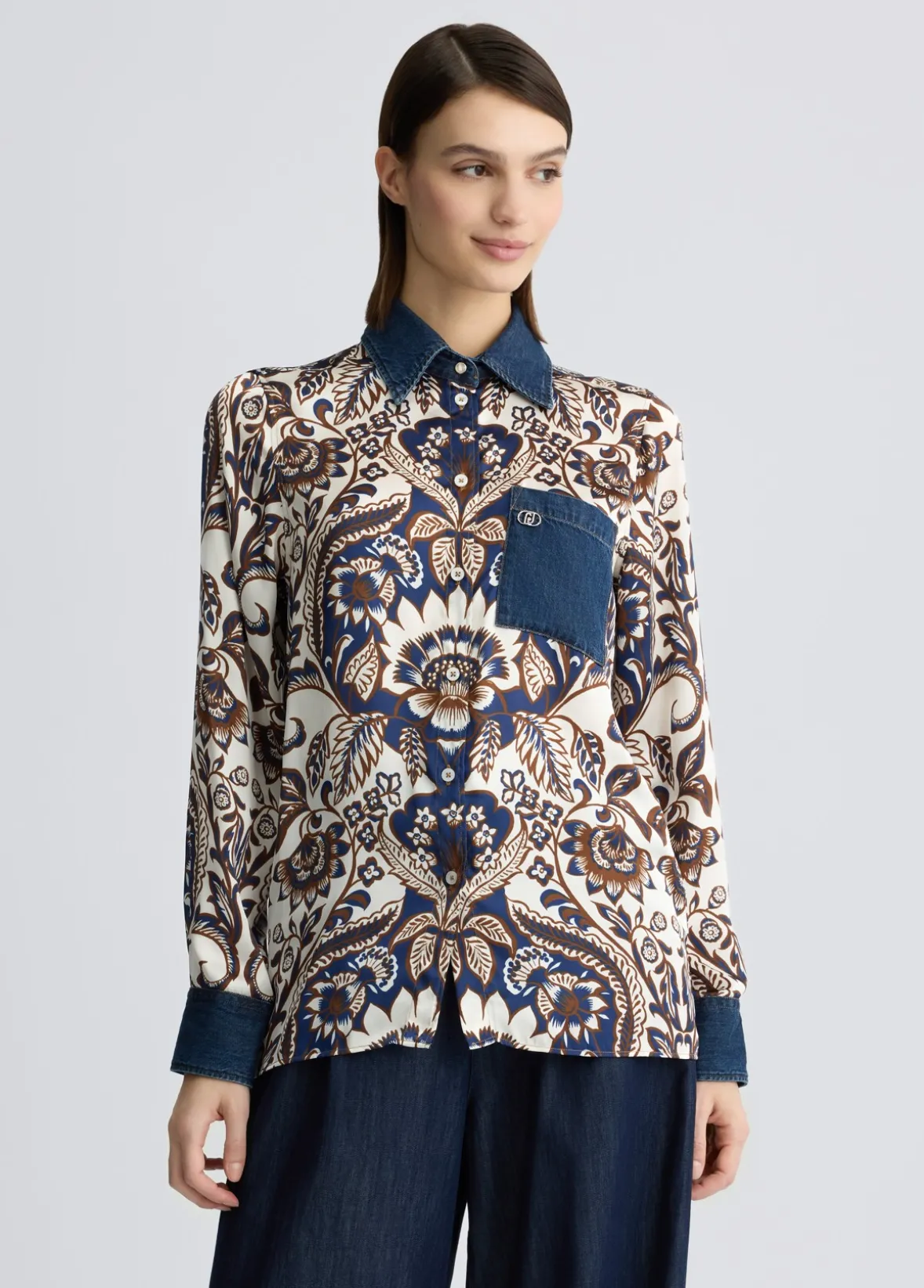 Camicia in raso stampato