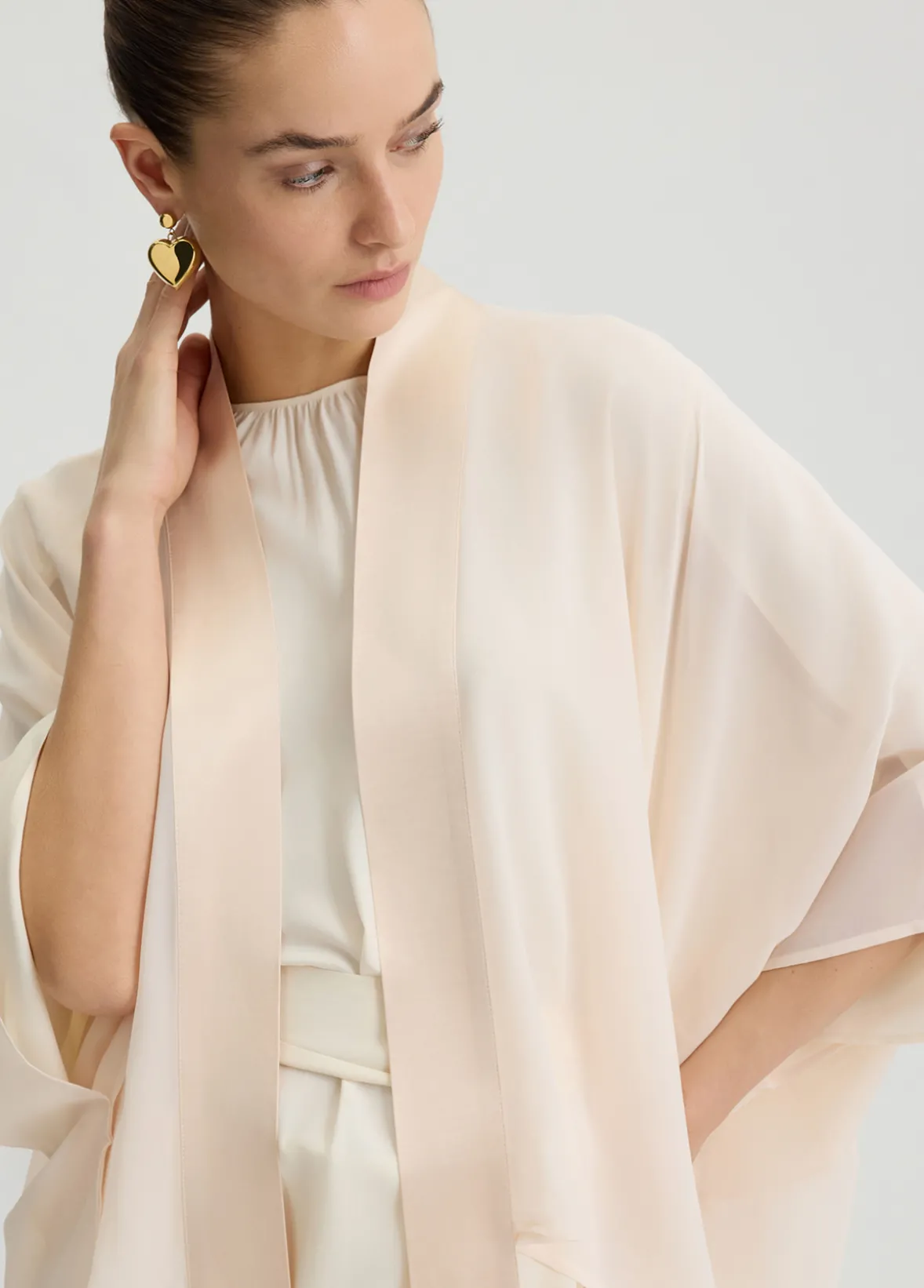 Cappa elegante in chiffon