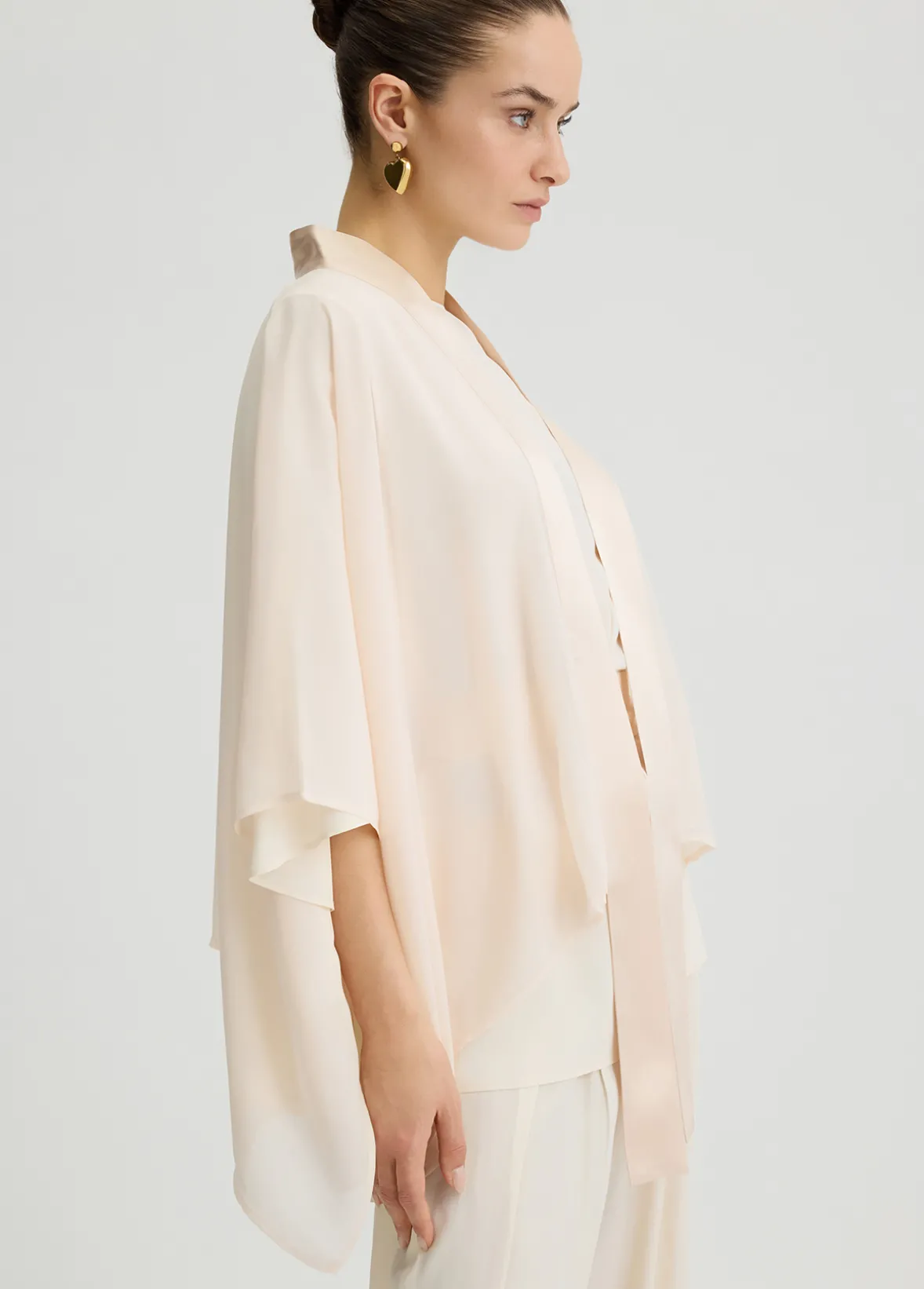 Cappa elegante in chiffon