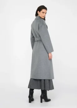 Cappotto in lana con cintura