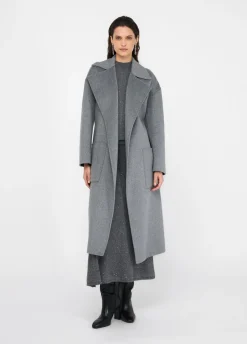 Cappotto in lana con cintura