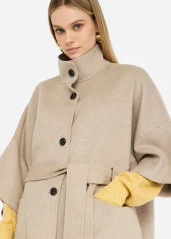 Cappotto in lana con cintura