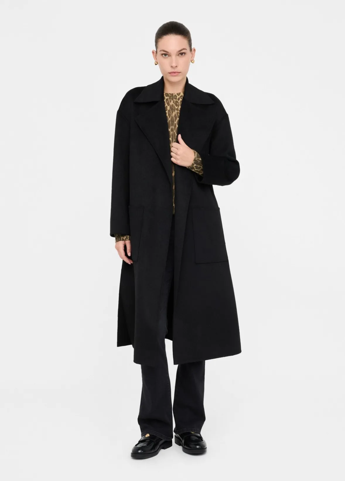 Cappotto in lana con cintura