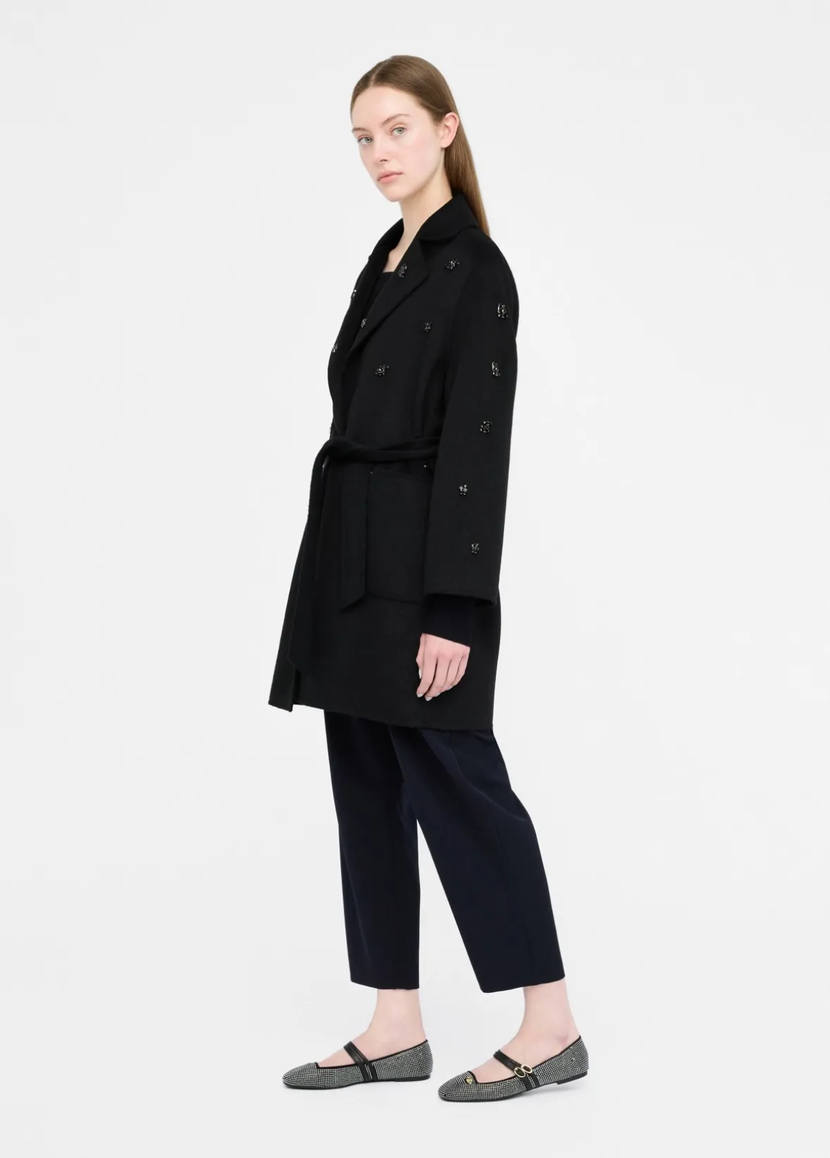 Cappotto in lana con ricami gioiello