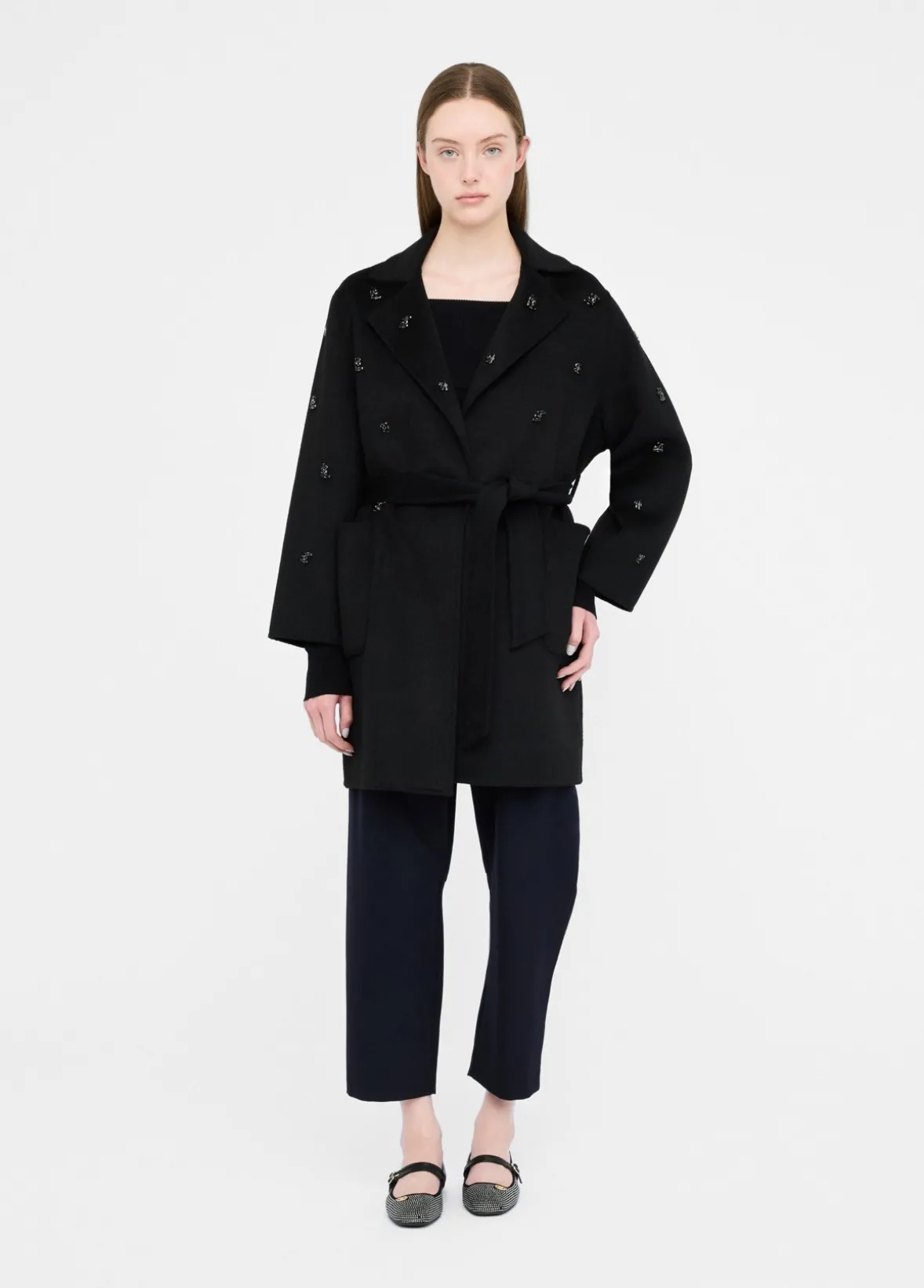 Cappotto in lana con ricami gioiello