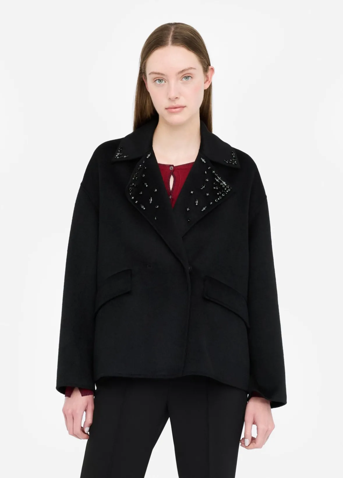 Cappotto in lana con ricami gioiello