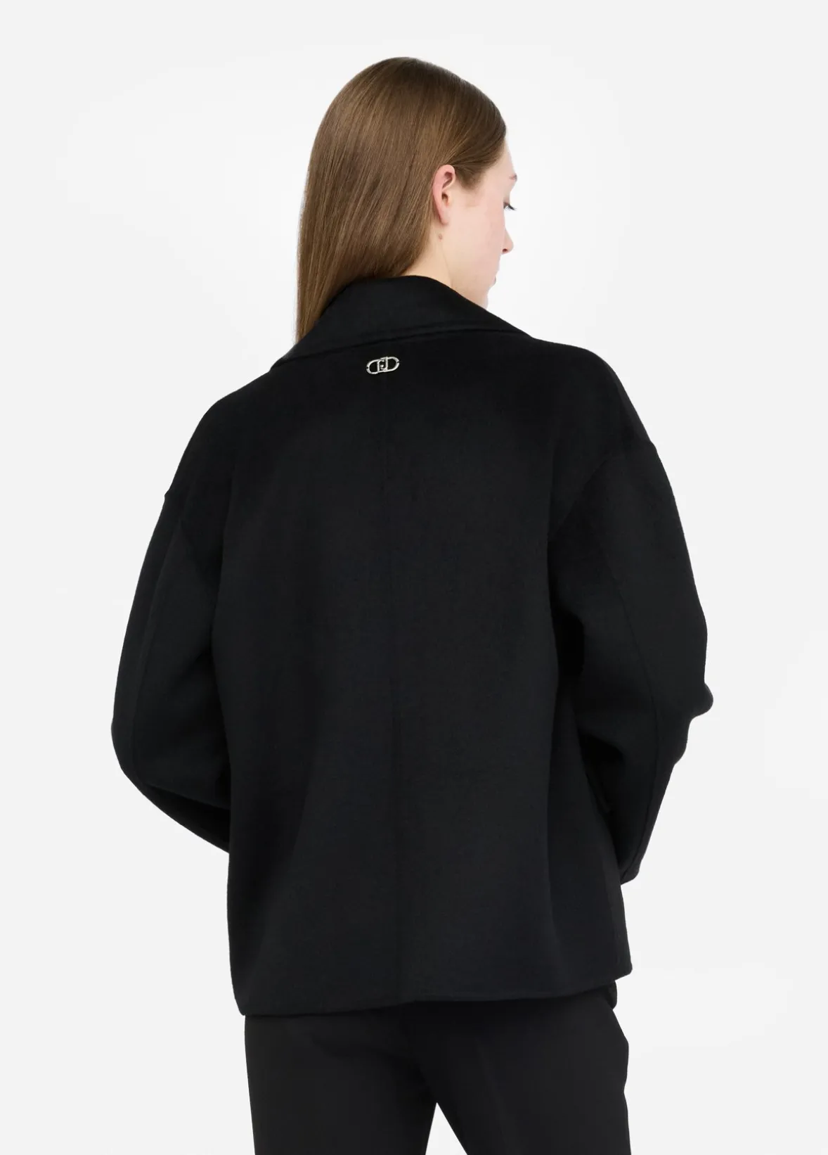 Cappotto in lana con ricami gioiello
