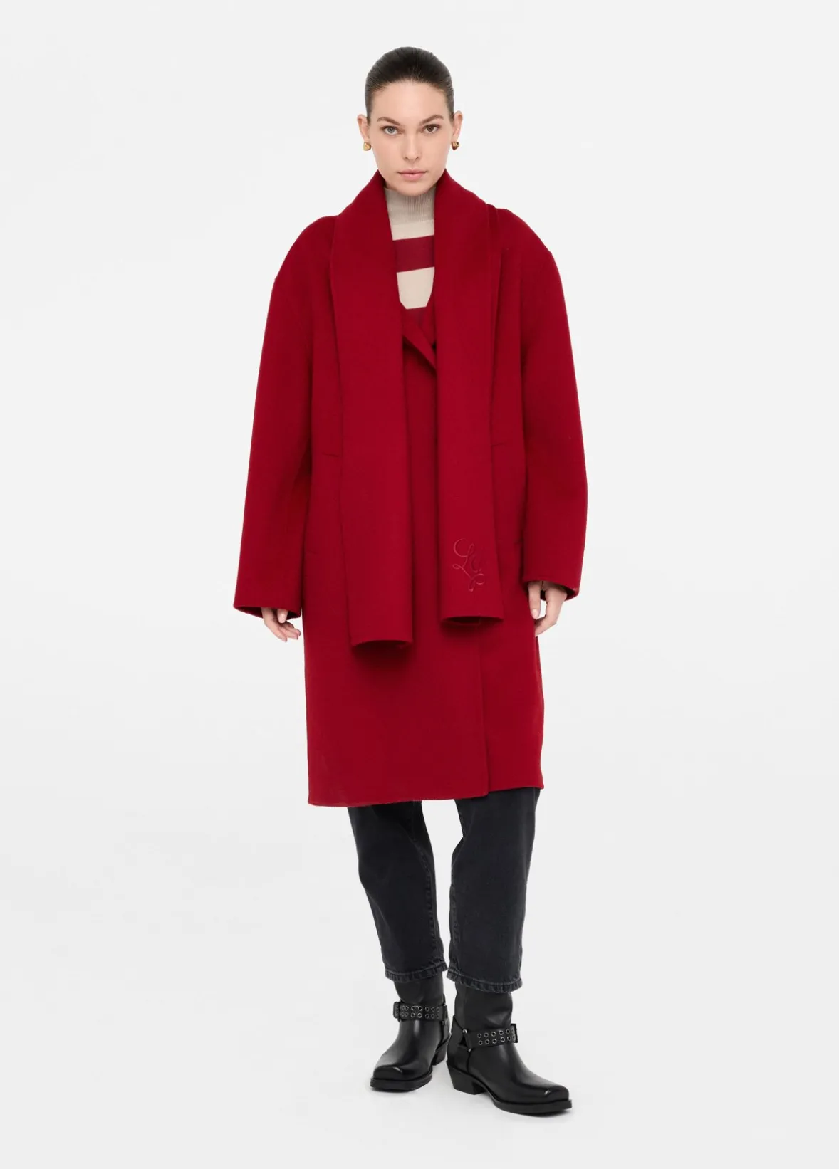 Cappotto in lana con sciarpa