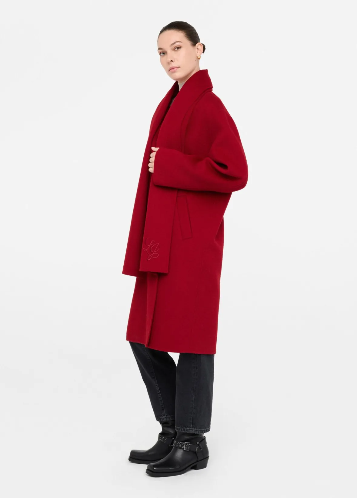 Cappotto in lana con sciarpa