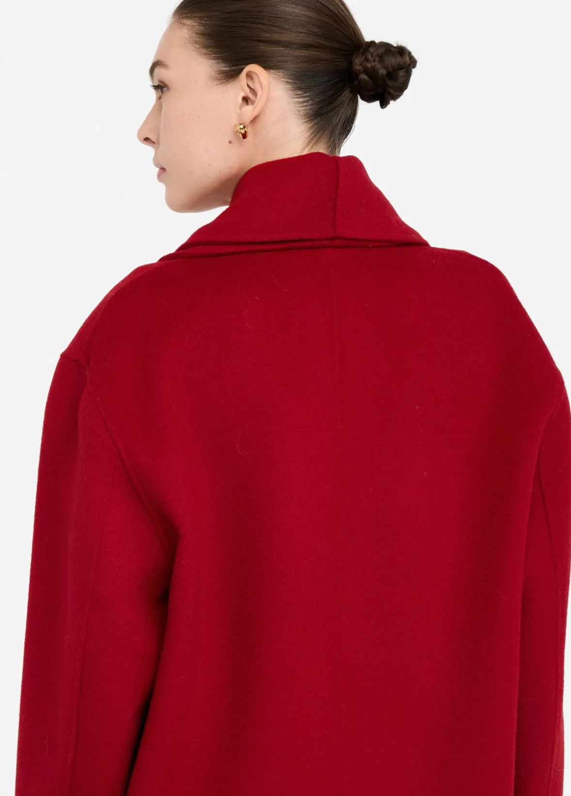 Cappotto in lana con sciarpa