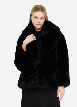 Cappotto in pelliccia sintetica