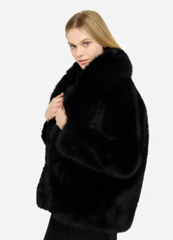 Cappotto in pelliccia sintetica