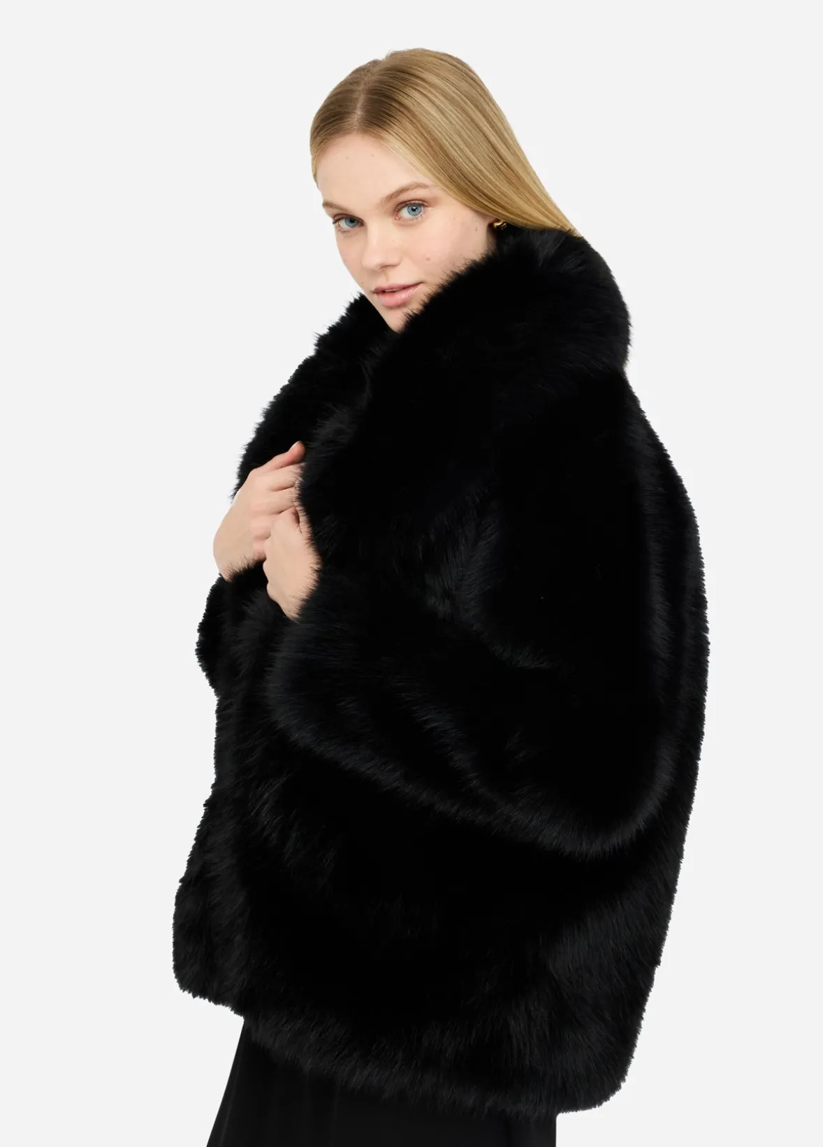 Cappotto in pelliccia sintetica
