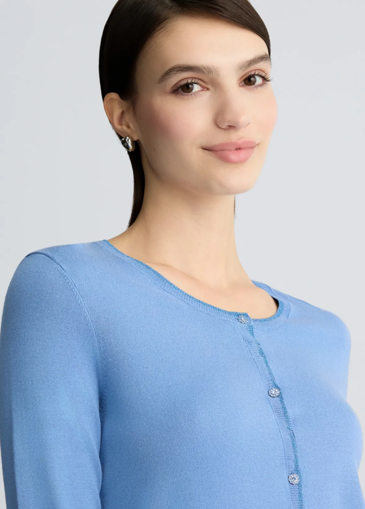 Cardigan con bottoni gioiello