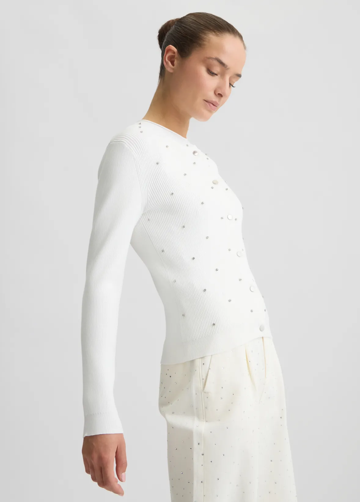 Cardigan con pietre gioiello