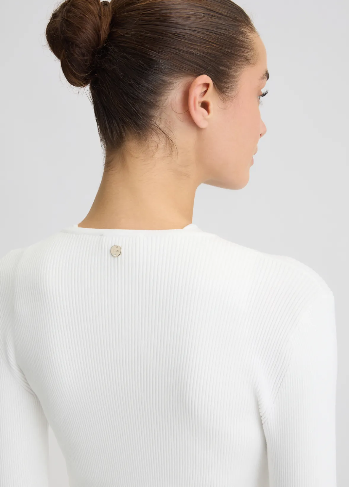 Cardigan con pietre gioiello