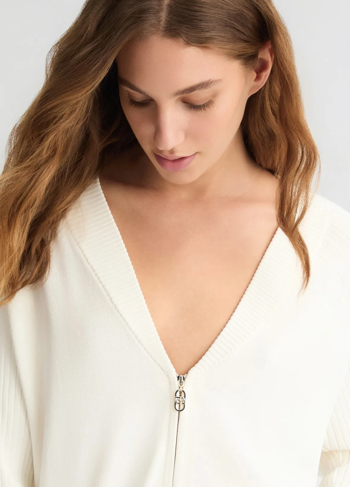 Cardigan con zip