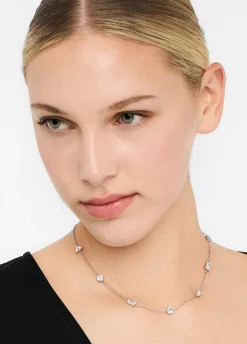 Collana con castoni gioiello