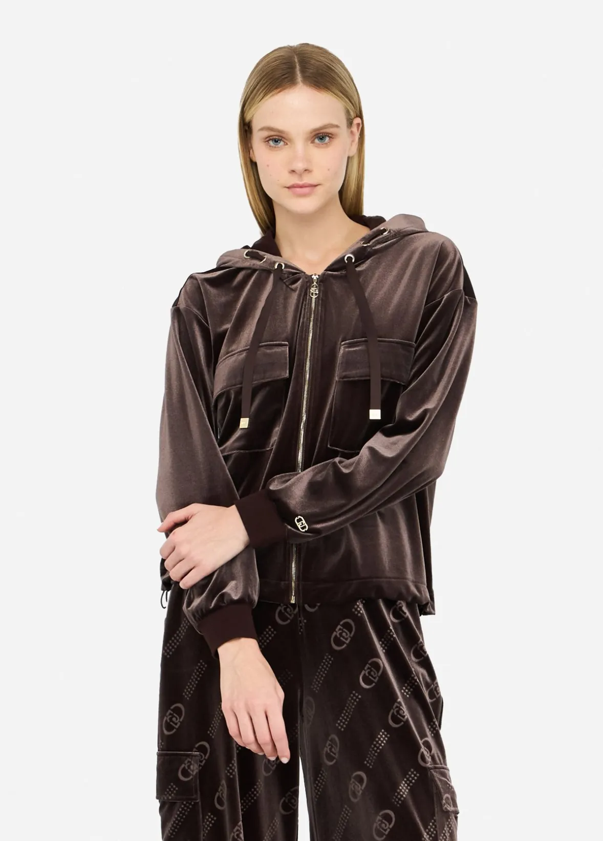 Felpa in ciniglia con cappuccio