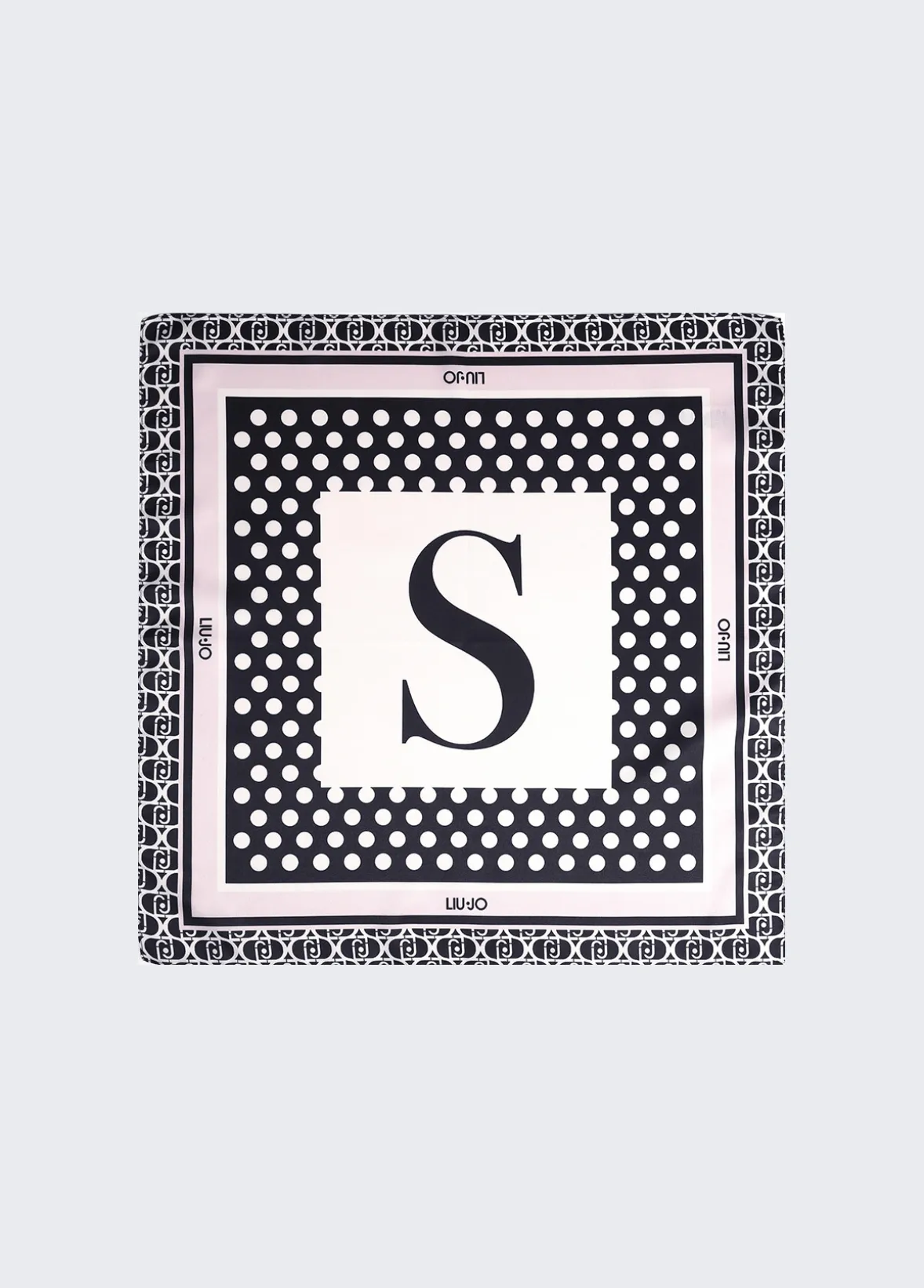 Foulard con lettera
