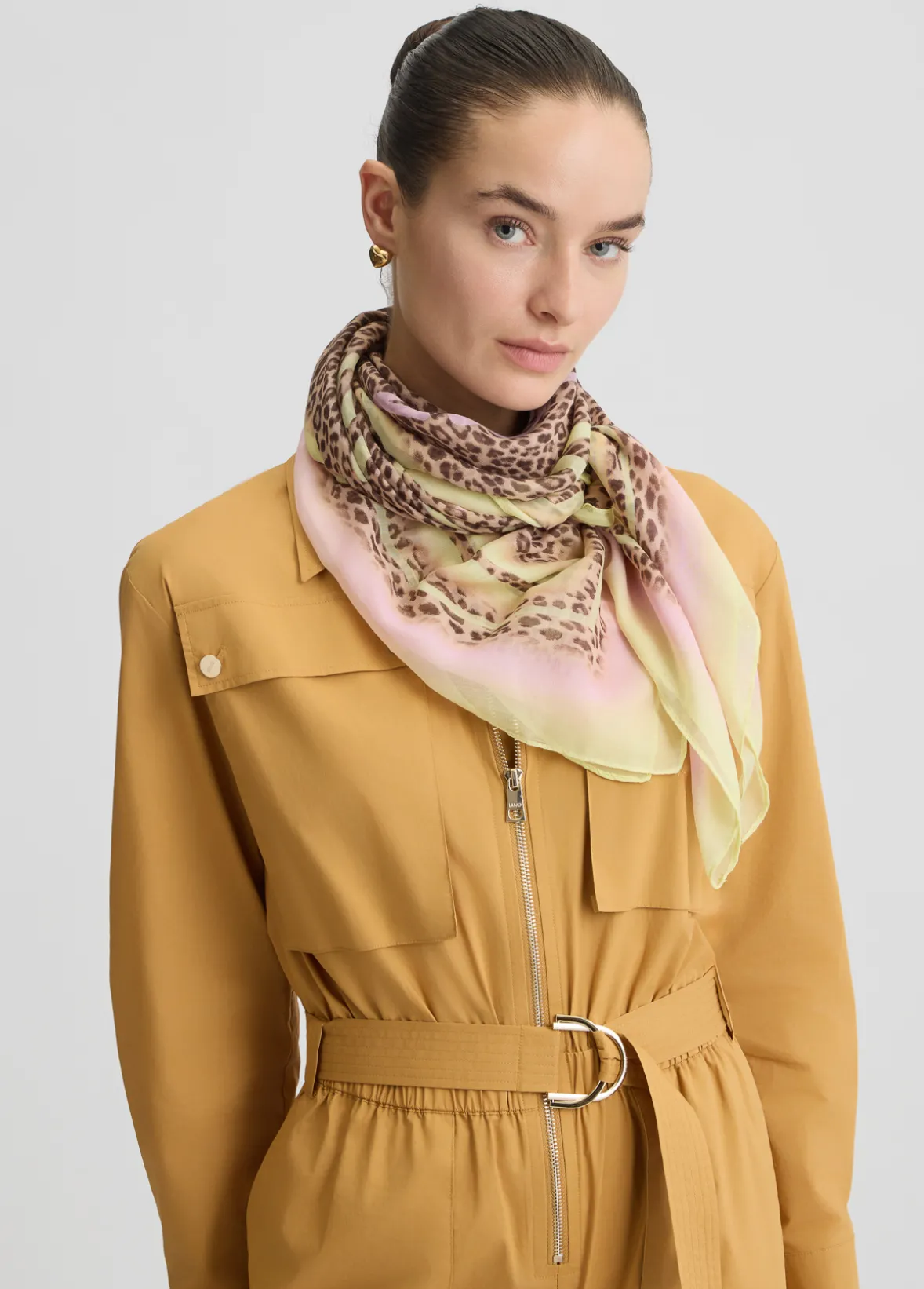 Foulard con stampa animalier