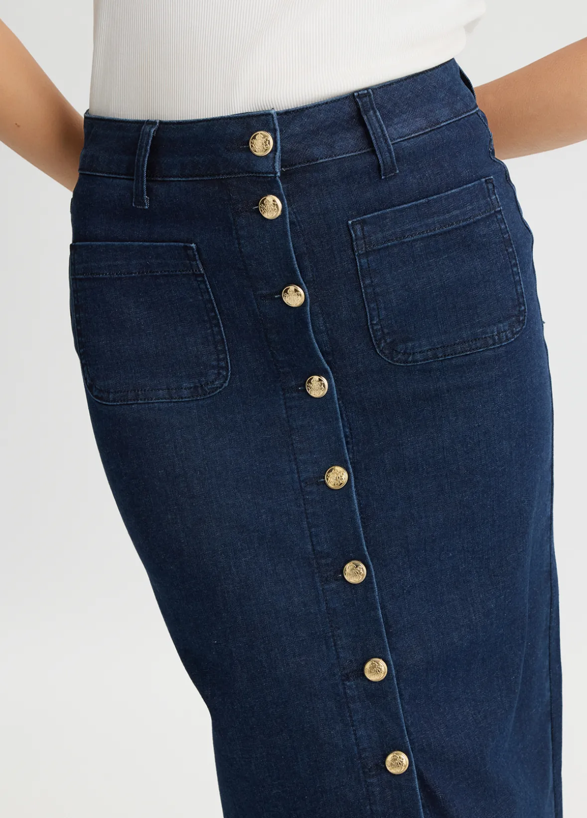 Gonna in denim con bottoni