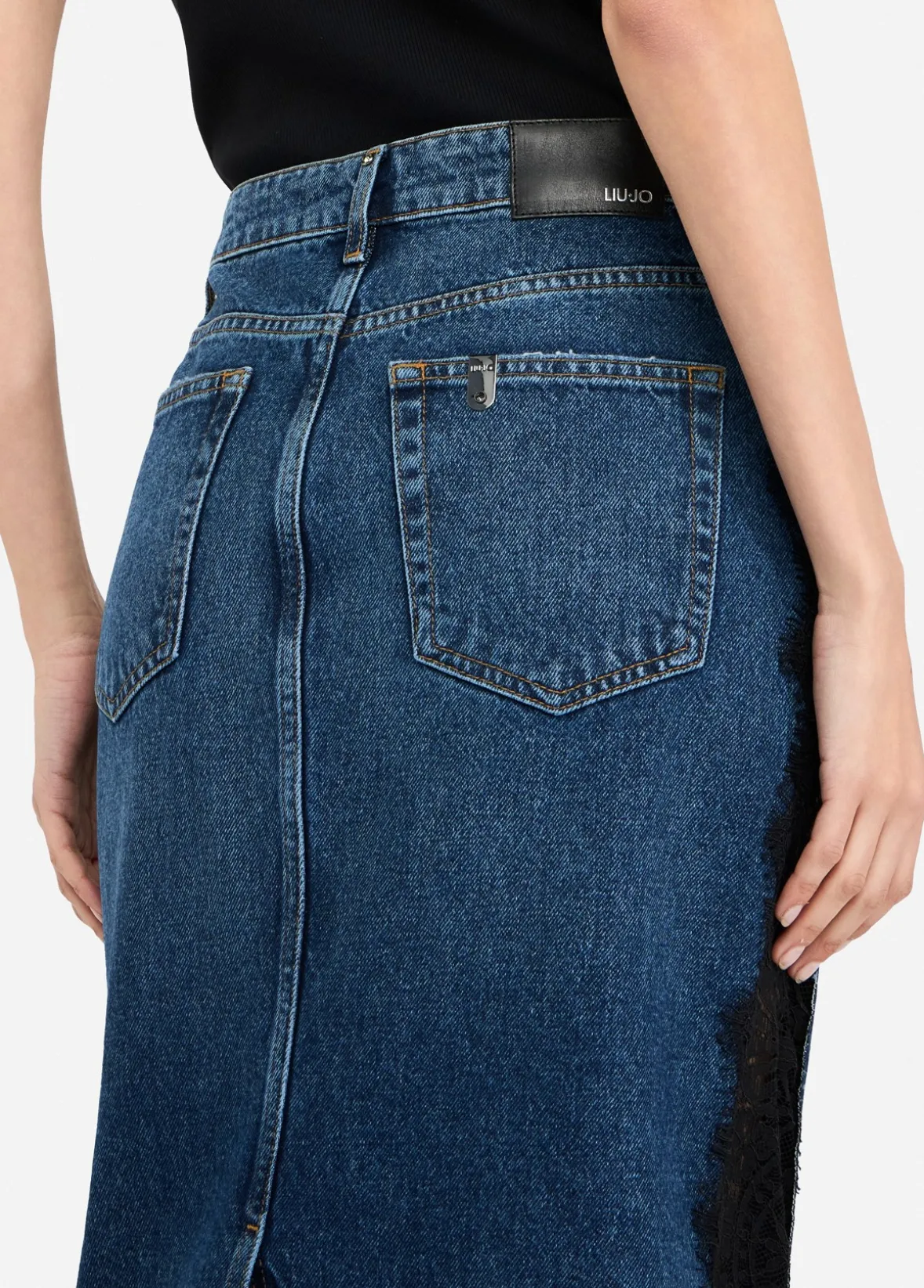 Gonna in denim con pizzo