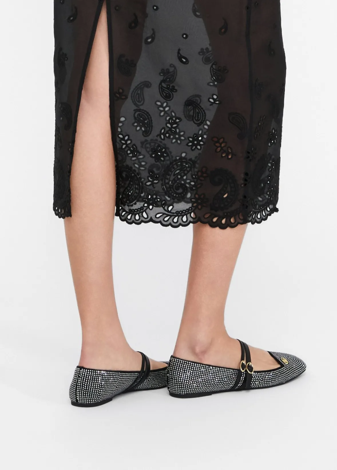 Gonna in organza con ricami